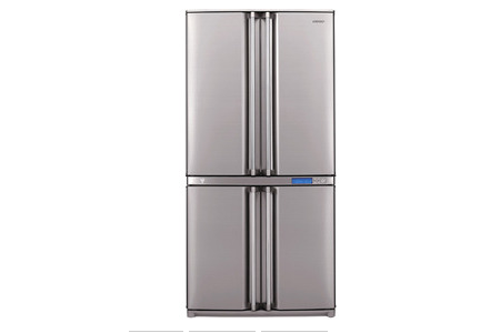   Холодильник   Sharp SJ-F95PSSL.Отличное качество и вместительность .